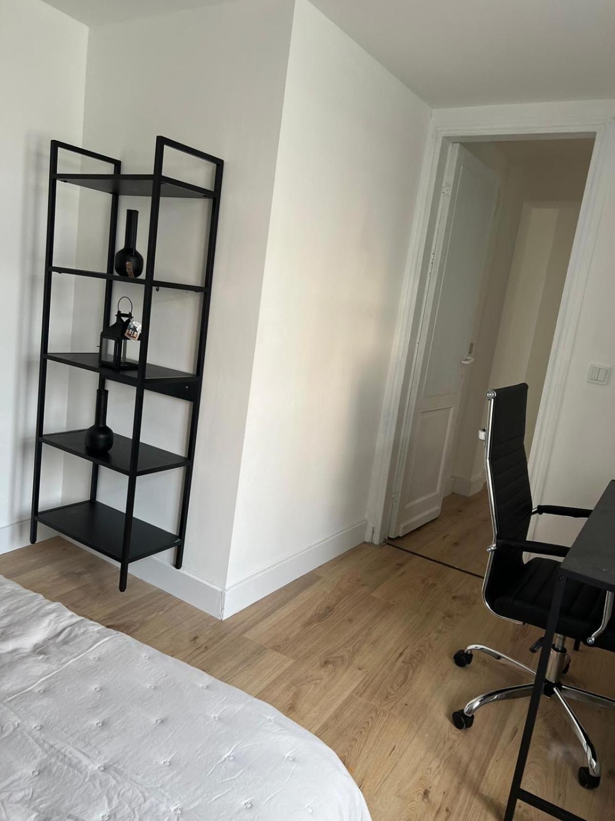 2 Bedroom Apartment 1 Floor In Blankenberge Vrijheidstraat 3 Экстерьер фото