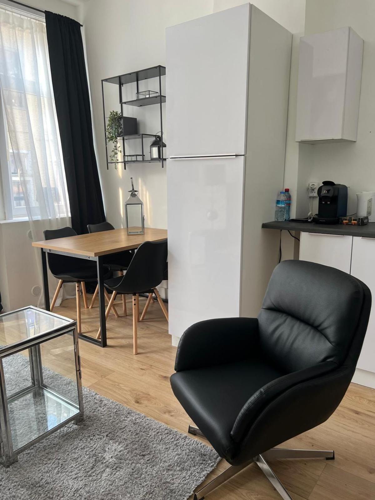 2 Bedroom Apartment 1 Floor In Blankenberge Vrijheidstraat 3 Экстерьер фото